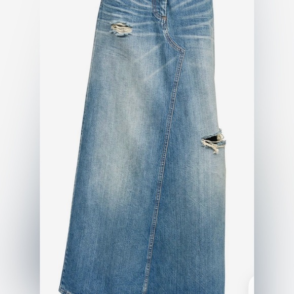 Denim Skirt, Be Girl, comfortable for walking, distressed jeans skirt - Picture 3 of 9